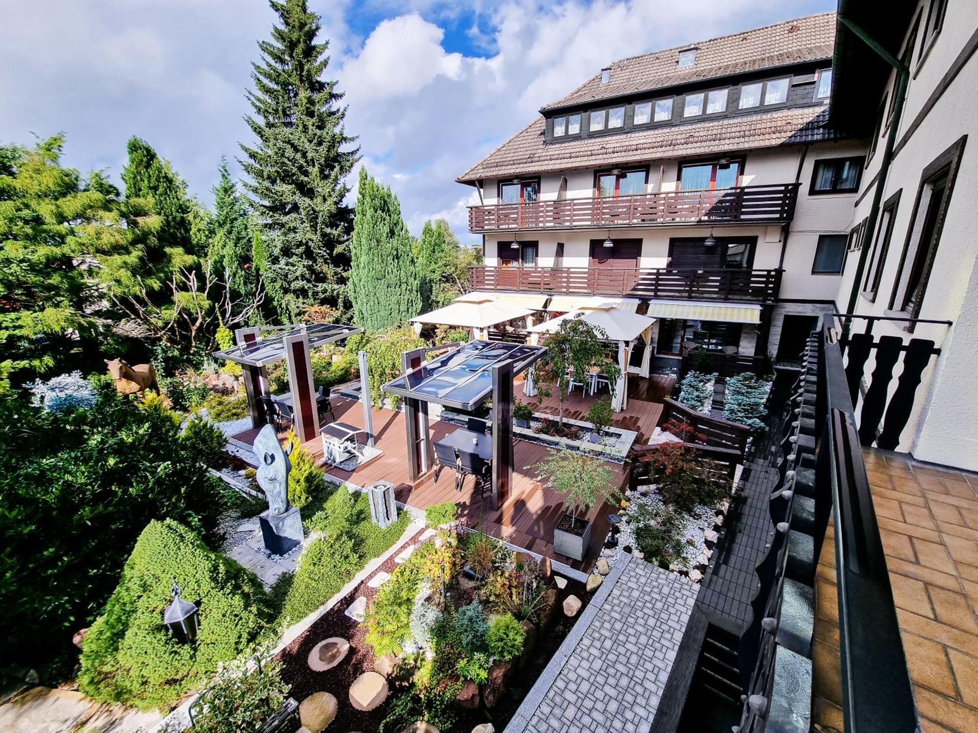 Hotel Roessle Dobel Exterior photo